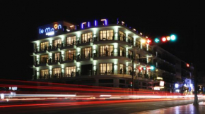 Гостиница Amanjaya Pancam Suites Hotel  Phnom Penh